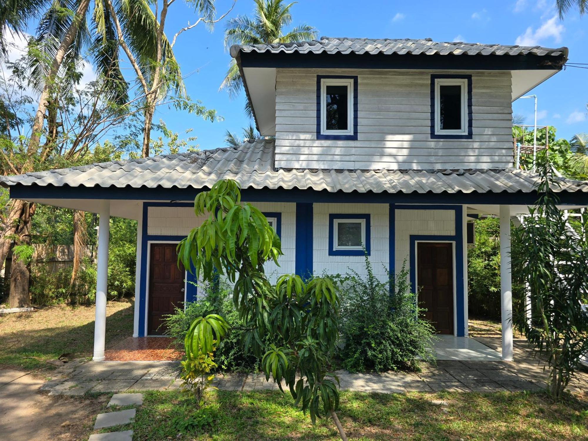 The Blue Gecko Resort 3*