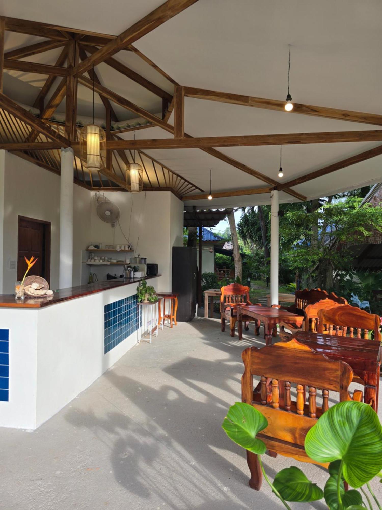 The Blue Gecko Ko Lanta