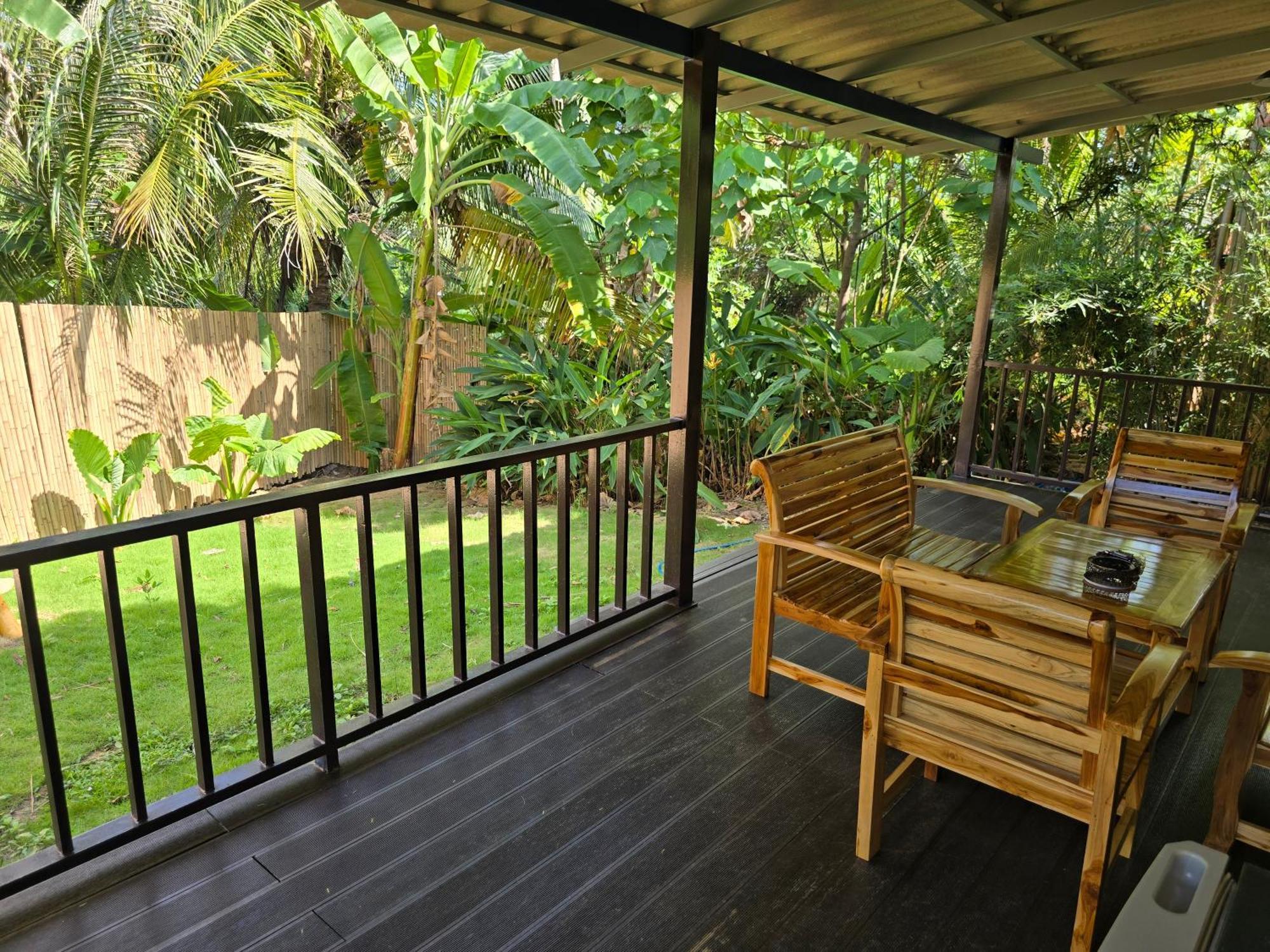 The Blue Gecko Ko Lanta