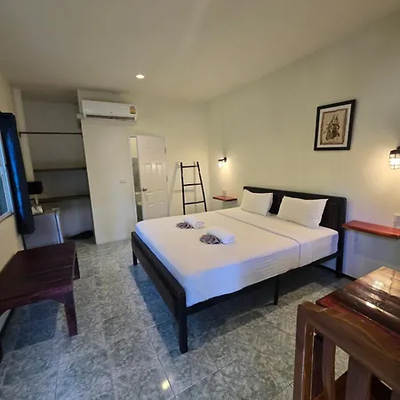 The Blue Gecko Hotel Koh Lanta Exterior photo
