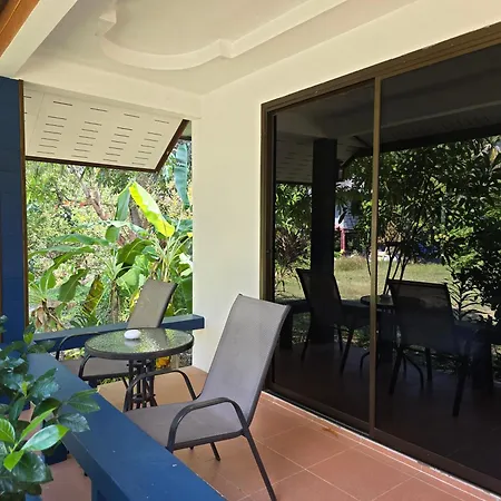 The Blue Gecko Hotel Koh Lanta Exterior photo