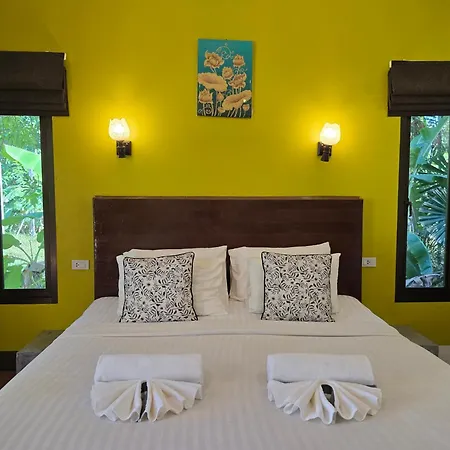 The Blue Gecko Hotel Koh Lanta Exterior photo