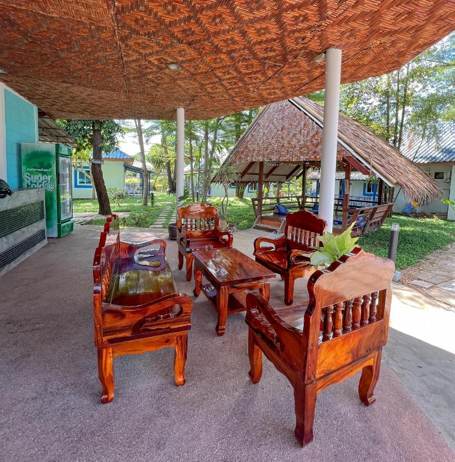 The Blue Gecko * Ko Lanta