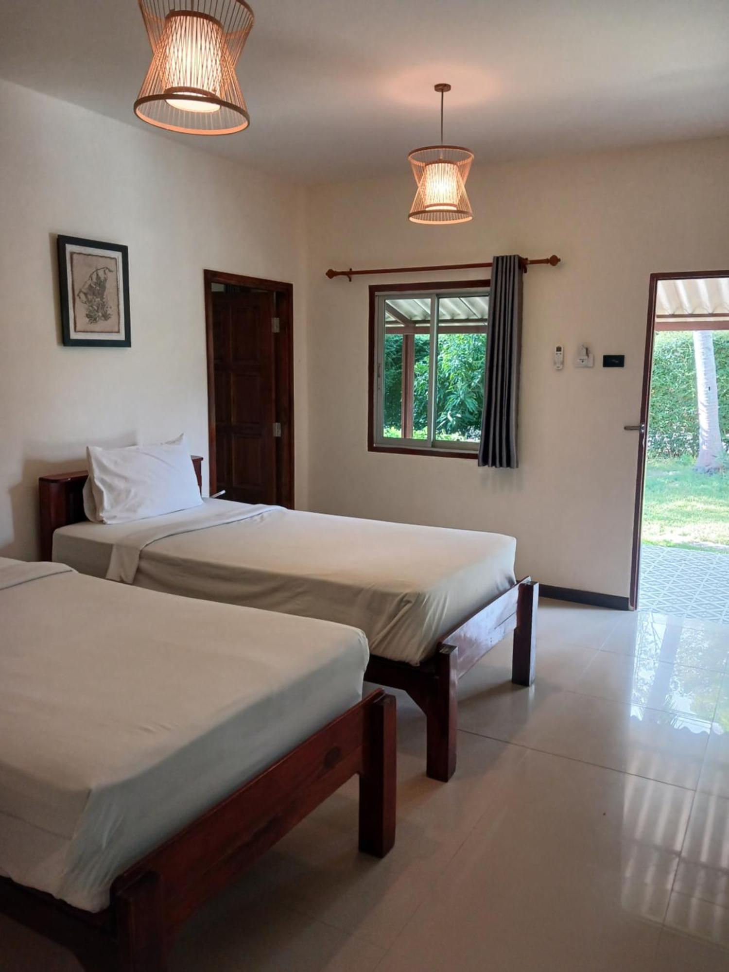 The Blue Gecko * Ko Lanta